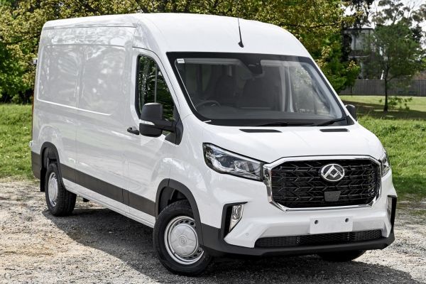 2024 LDV Deliver 9 LWB Mid Roof LWB Auto MY24 image