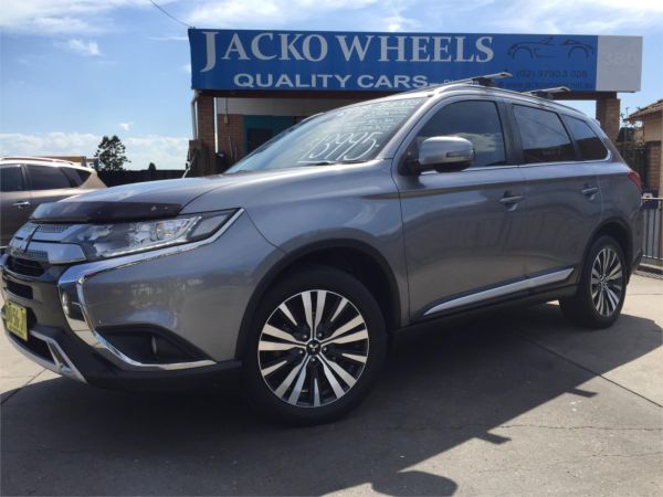 2018 MITSUBISHI OUTLANDER 4D WAGON ZL MY18.5 LS 7 SEAT (AWD) image