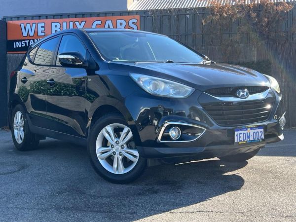 ** 2013 Hyundai ix35 SE ** Wagon ** Sports Automatic 6sp ** 2.0L Petrol ** 2 Keys ** Cruise Control ** Bluetooth ** Reverse Sensors ** image