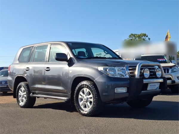 2008 Toyota Landcruiser Wagon VDJ200R Sahara image