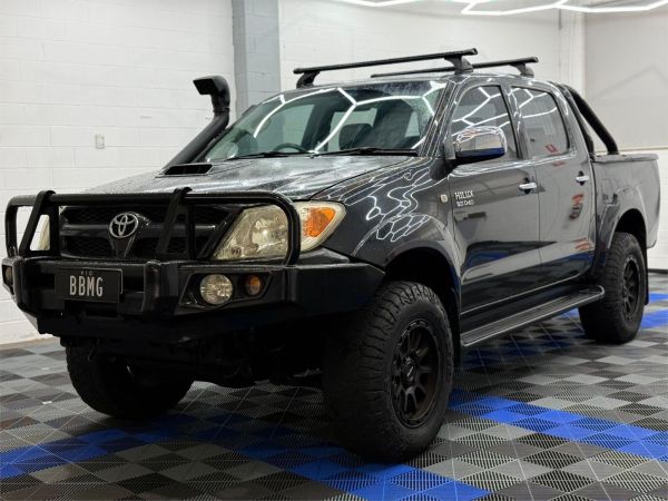 2007 TOYOTA HILUX DUAL CAB P/UP KUN26R 06 UPGRADE SR5 (4x4) image