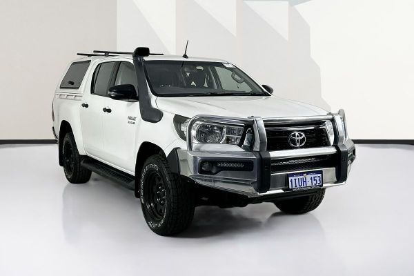 2018 Toyota HILUX SR (4x4) GUN126R MY19 4X4 image