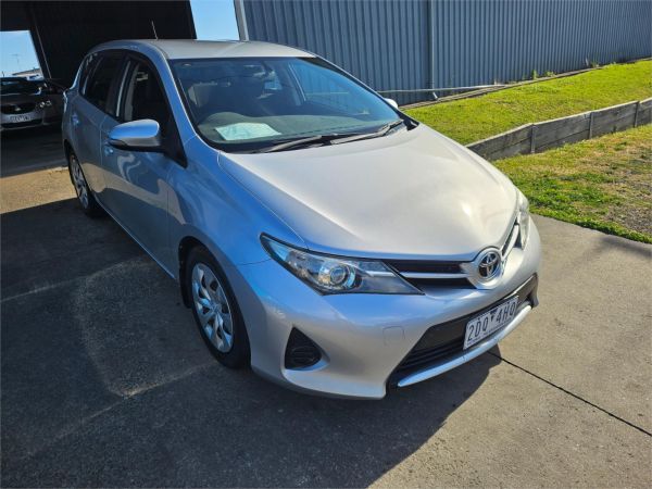 2014 Toyota Corolla Hatchback ZRE182R Ascent image