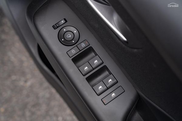 2025 Hyundai Kona SX2.V2 Premium image