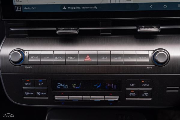 2025 Hyundai Kona SX2.V2 Premium image