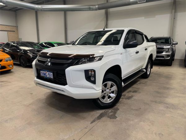 2021 MITSUBISHI TRITON DOUBLE CAB P/UP MR MY22 GLX+ (4x4) image