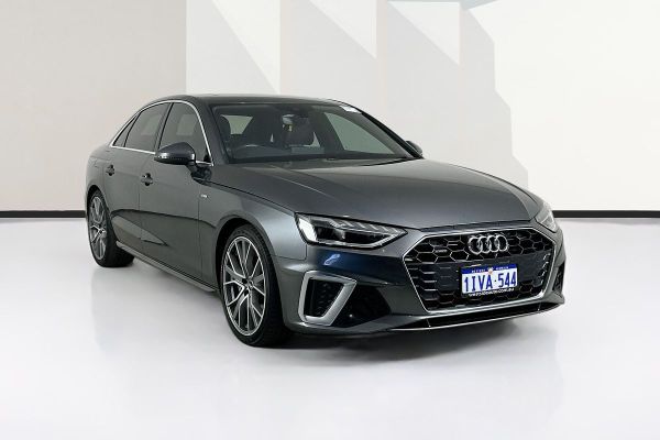 2021 Audi A4 45 TFSI QUATTRO S LINE MHEV 8W MY21 image