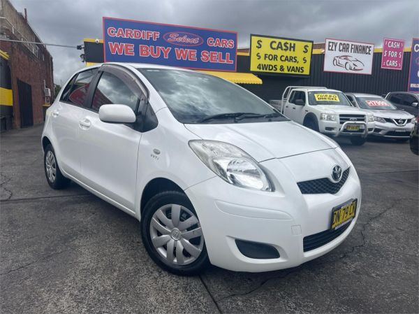 2010 TOYOTA YARIS 5D HATCHBACK NCP90R 10 UPGRADE YR image