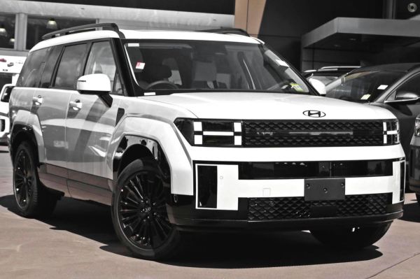 2025 Hyundai Santa Fe Calligraphy Auto AWD MY26 image