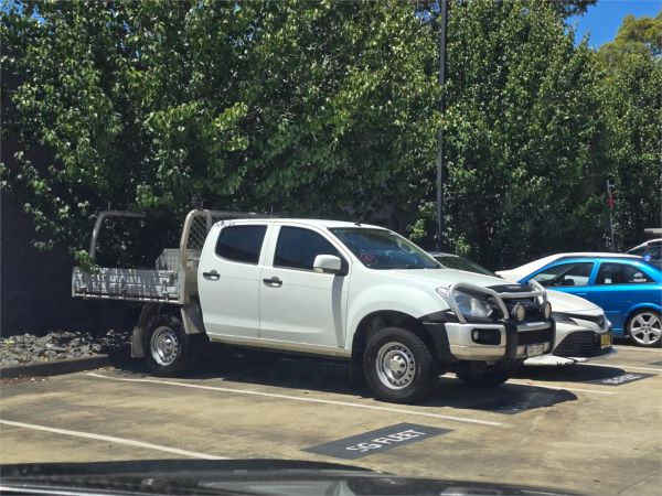 2020 ISUZU D-MAX CREW CAB UTILITY TF MY19 SX (4x4) image