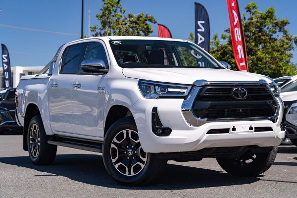 2023 Toyota Hilux SR5 Auto 4x4 Double Cab image