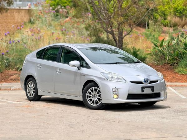 2010 Toyota Prius Hatchback ZVW30 N/A image