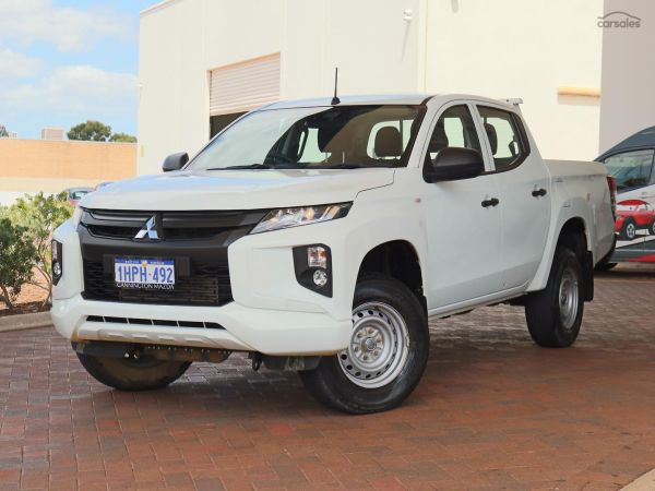 2022 Mitsubishi Triton GLX MR Auto 4x2 MY22.5 Double Cab image