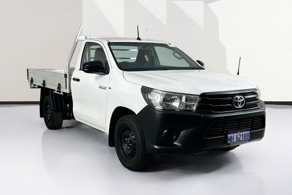2015 Toyota HILUX WORKMATE TGN121R REAR WHEEL DRIVE image