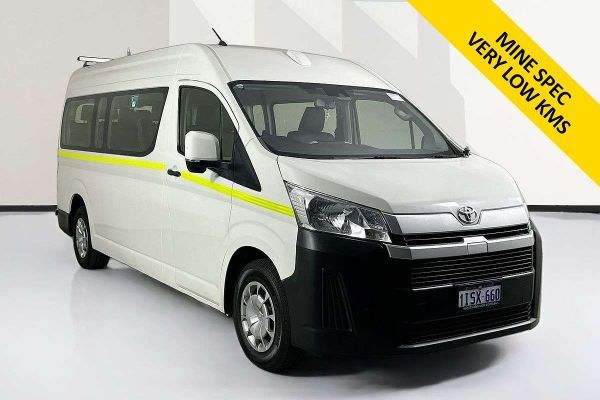 2021 Toyota Hiace SLWB COMMUTER (12 SEATS) GDH322R image