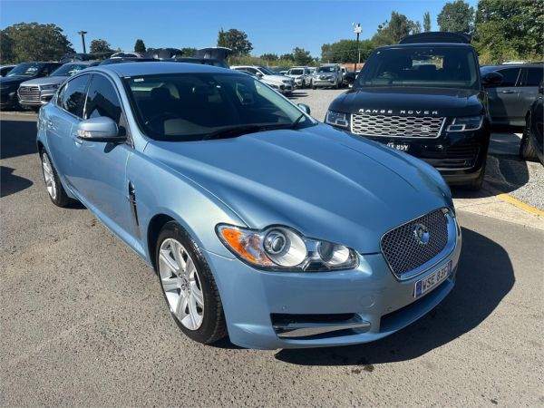 2008 Jaguar XF Sedan X250 Luxury image