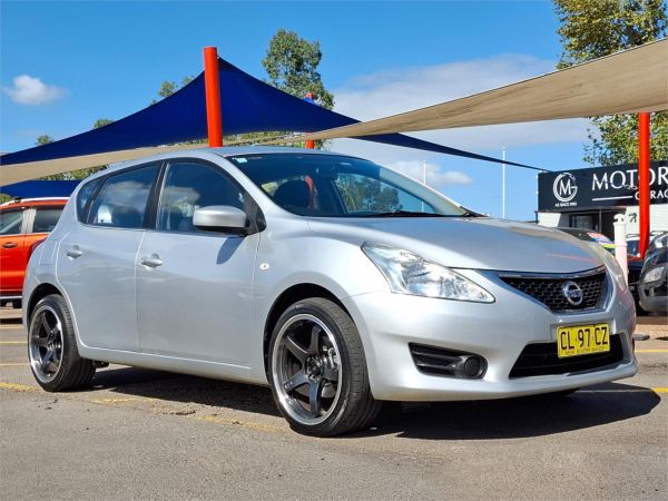 2014 Nissan Pulsar Hatchback C12 ST image