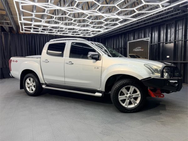 2017 Isuzu D-MAX Utility MY17 LS-Terrain image