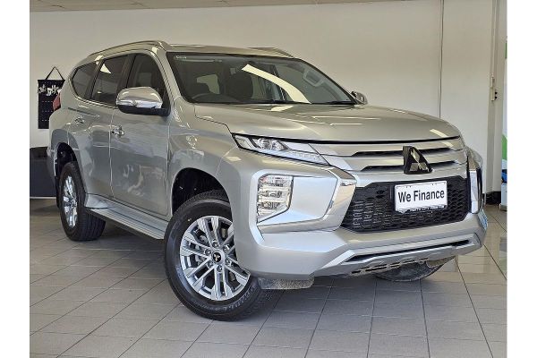 2023 Mitsubishi Pajero Sport GLX QF image