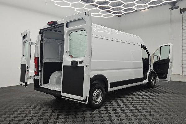 2025 Fiat Ducato X295 image