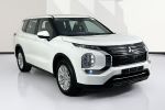 Image for 2023 Mitsubishi OUTLANDER ES 7 SEAT (2WD) ZM MY23
