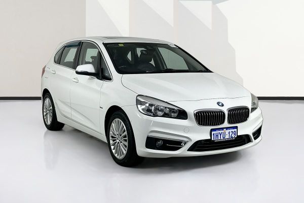2016 BMW 2 18i ACTIVE TOURER LUXURY LINE F45 image