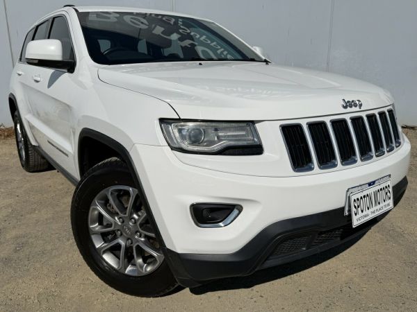 2015 Jeep Grand Cherokee WK MY15 Laredo (4x2) White 8 Speed Automatic Wagon image