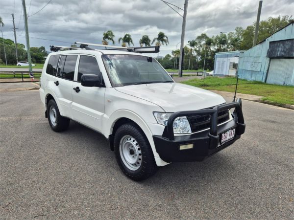 2011 Mitsubishi Pajero Wagon NT MY11 GL image