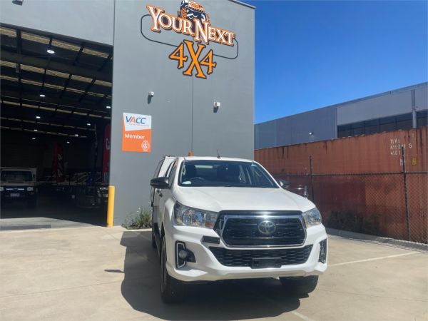 2020 TOYOTA HILUX DOUBLE C/CHAS GUN126R FACELIFT SR (4x4) image