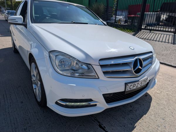 2012 MERCEDES-BENZ C200 AVANTGARDE BE image