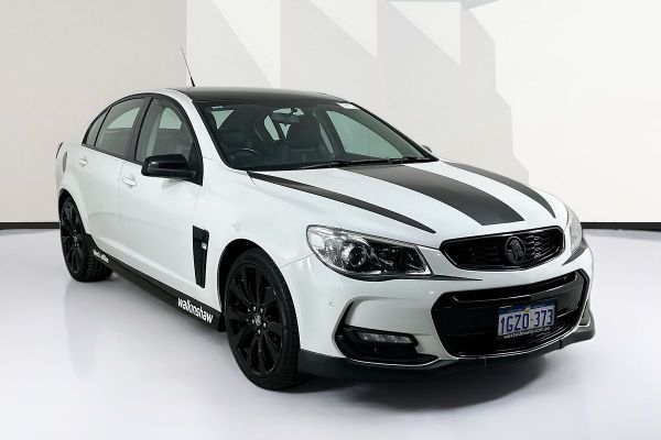 2016 Holden COMMODORE SV6 BLACK EDITION VFII MY16 image