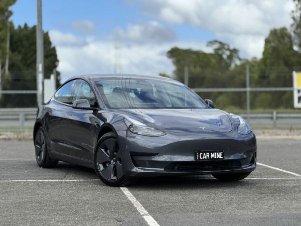 2022 Tesla Model 3 SEDAN REAR-WHEEL DRIVE  image
