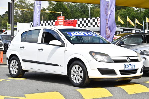 2005 Holden Astra Hatchback AH MY05 CD image