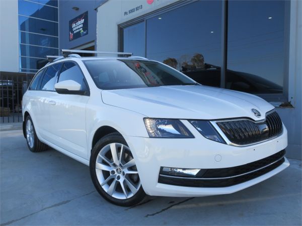 2020 SKODA OCTAVIA 4D WAGON NE MY20 110 TSI BASE image