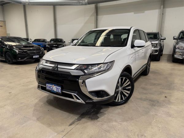 2020 MITSUBISHI OUTLANDER 4D WAGON ZL MY21 ES 7 SEAT (2WD) image