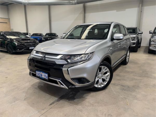 2020 MITSUBISHI OUTLANDER 4D WAGON ZL MY21 ES 7 SEAT (2WD) image