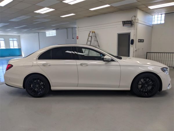 2016 Mercedes-Benz E-Class Sedan W213 E350 d image