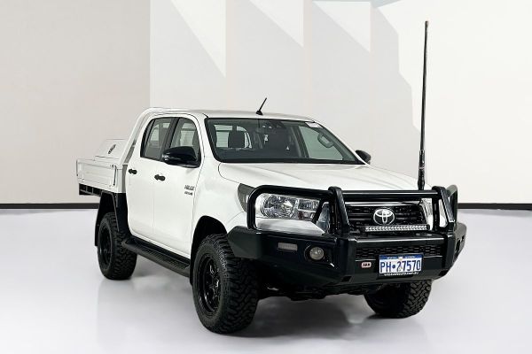 2020 Toyota HILUX SR (4x4) GUN126R MY19 UPGRADE 4X4 image