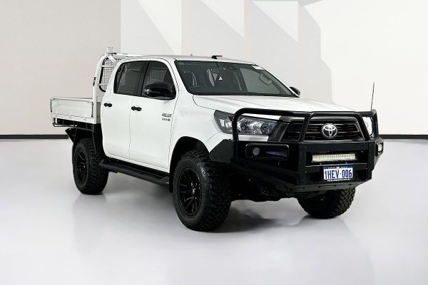 2020 Toyota HILUX SR (4x4) GUN126R MY19 UPGRADE 4X4 image