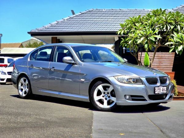 2010 Bmw 3 Series SEDAN 320I LIFESTYLE E90 MY10.5 image