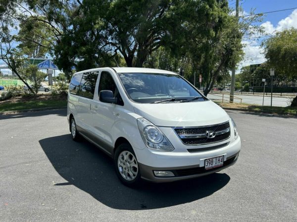 2015 Hyundai iMAX TQ-W MY15 White 4 Speed Automatic Wagon image
