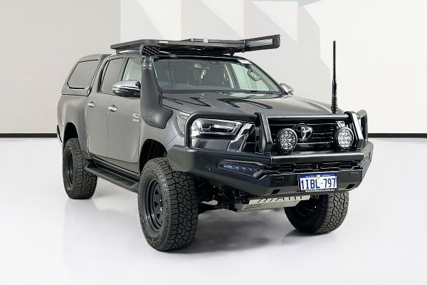 2023 Toyota HILUX SR5 (4x4) GUN126R 4X4 image