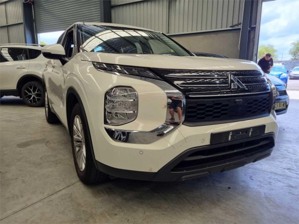 2023 Mitsubishi Outlander Wagon ZM MY23 ES image