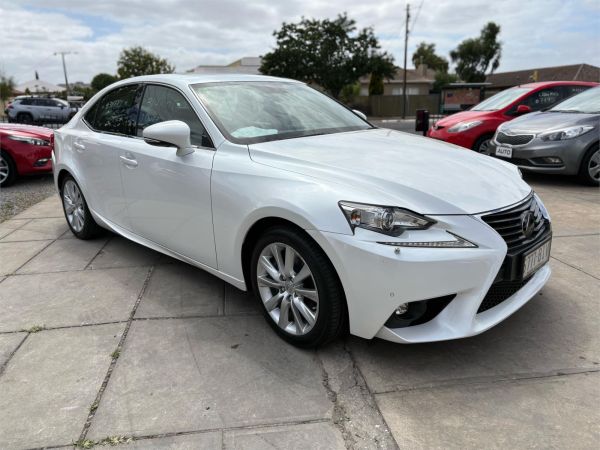2015 Lexus IS Sedan ASE30R IS200t Luxury image