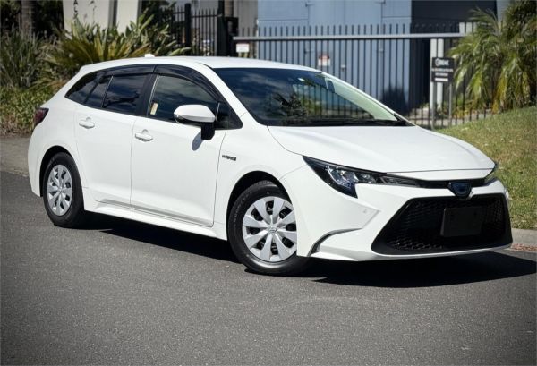 2020 Toyota Corolla Wagon ZWE211 Touring G-X image