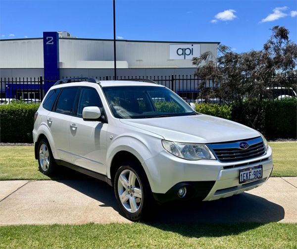 2010 SUBARU FORESTER 4D WAGON MY10 XS image