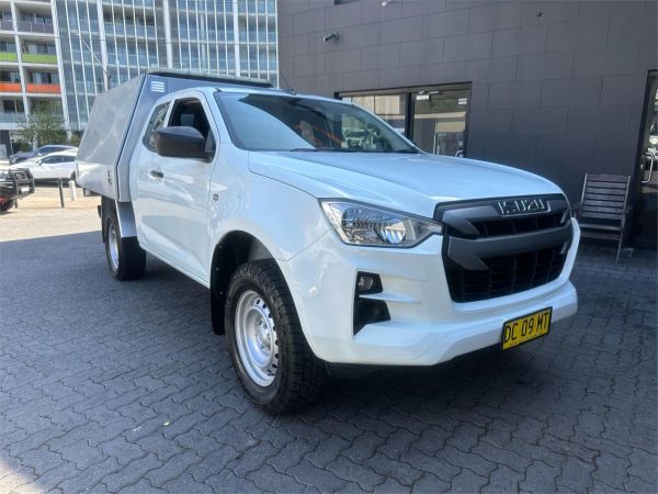 2021 ISUZU D-MAX 4D SPACE CAB CHASSIS RG MY22 SX (4x2) HIGH-RIDE image