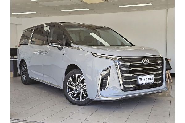 2023 LDV MIFA Luxe image