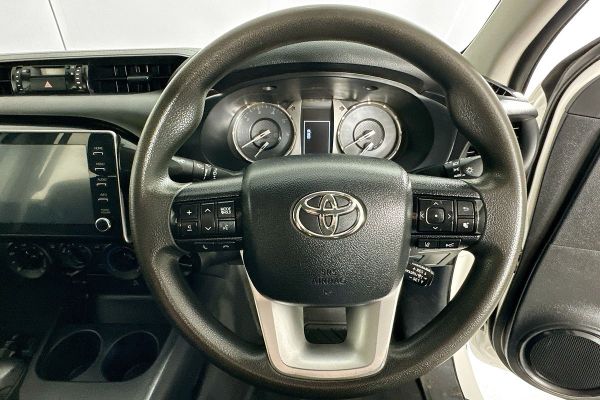 2022 Toyota Hilux GUN126R SR image