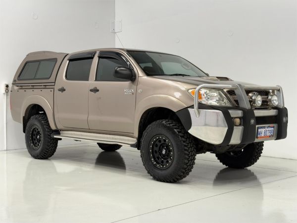 2006 TOYOTA HILUX DUAL CAB P/UP KUN26R SR (4x4) image